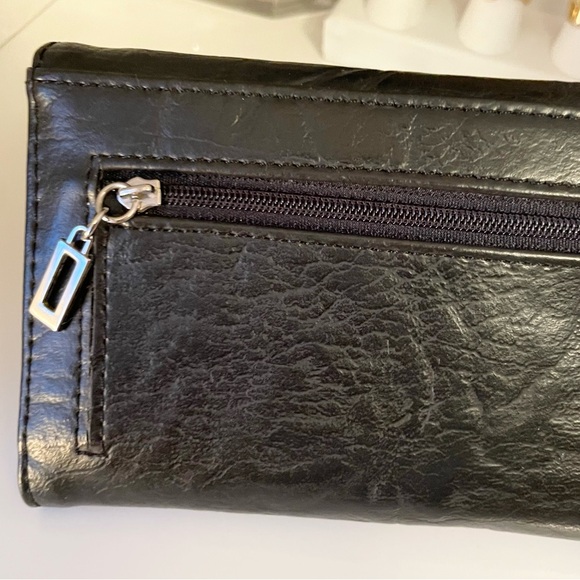 Guess wallet - Picture 4 of 4